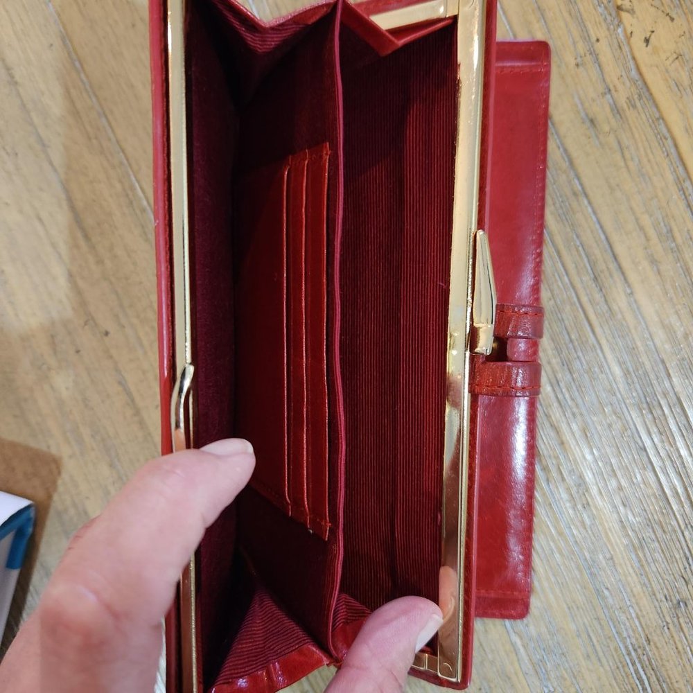 ABAS Wallet Vintage Kiss lock Reddish Orange w/ gold Veins EUC - Picture 4 of 8